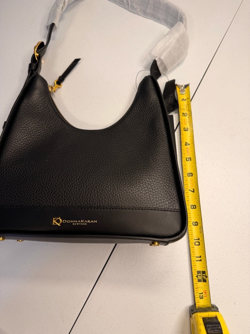 Donna Karan Cedarhurst Black Leather Hobo Bag Gold Hardware Shoulder Bag NWT - Picture 8 of 11